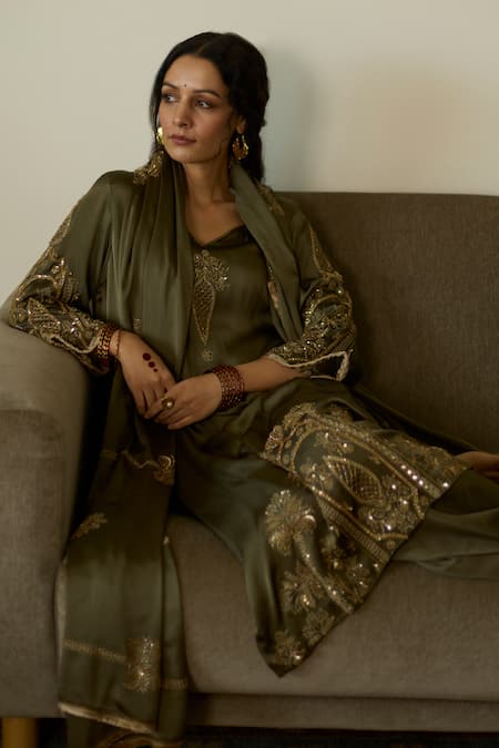 Shop Sarang Kaur Green Satin, Georgette, Silk Embroidery, Sequins, Beads Split Hand Kurta Set Online at Aza Fashions Shop_Sarang Kaur_Green Satin, Georgette, Silk Embroidery, Sequins, Beads Split Hand Kurta Set _Online_at_Aza_Fashions