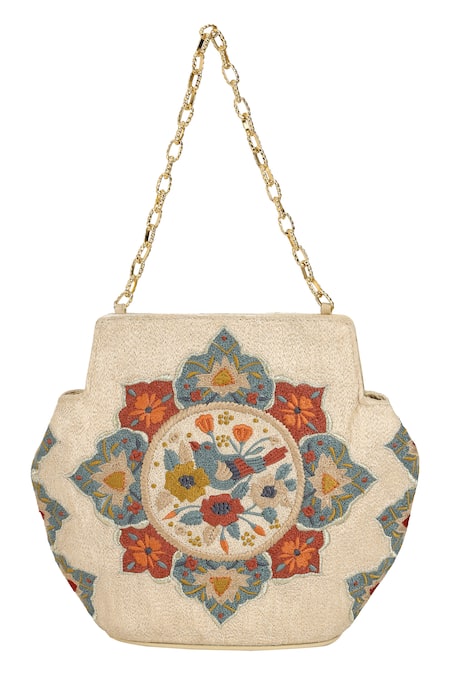 Buy_The Leather Garden_Beige Crewel Embroidered Potli Bag 