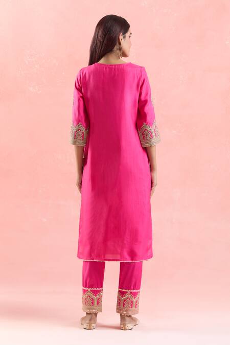 Shop Samyukta Singhania Fuchsia Silk, Organza, Satin Embroidery, Sequins Round Neck Dori Kurta Pant Set at Aza Fashions Shop_Samyukta Singhania_Fuchsia Silk, Organza, Satin Embroidery, Sequins Round Neck Dori Kurta Pant Set_at_Aza_Fashions