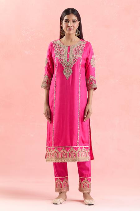Samyukta Singhania Fuchsia Silk, Organza, Satin Embroidery, Sequins Round Neck Dori Kurta Pant Set Online at Aza Fashions Samyukta Singhania_Fuchsia Silk, Organza, Satin Embroidery, Sequins Round Neck Dori Kurta Pant Set_Online_at_Aza_Fashions