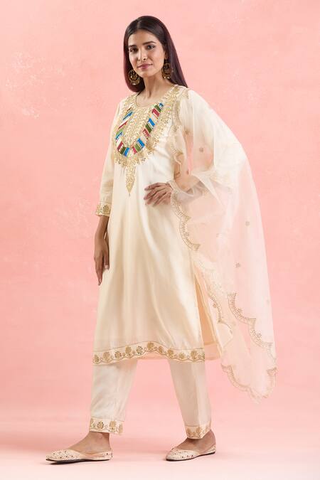 Samyukta Singhania Cream Silk, Organza Embroidery, Sequins Round Neck Gota Kurta Set at Aza Fashions Samyukta Singhania_Cream Silk, Organza Embroidery, Sequins Round Neck Gota Kurta Set_at_Aza_Fashions