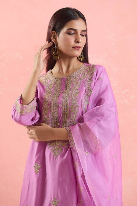 Samyukta Singhania_Pink Chanderi Silk, Georgette, Organza Embroidery, Zari, Gota Dori Kurta Set_at_Aza_Fashions