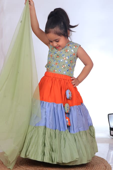 Turqidz By Shweta Aggarwal Green Silk, Net, Linen Tassels, Embroidery Mirror Blouse Lehenga Set Online at Aza Fashions Turqidz By Shweta Aggarwal_Green Silk, Net, Linen Tassels, Embroidery Mirror Blouse Lehenga Set _Online_at_Aza_Fashions