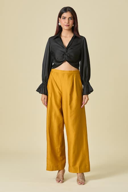 Buy_Shweta Kapoor_Black Collared Twisted Front Cropped Shirt 