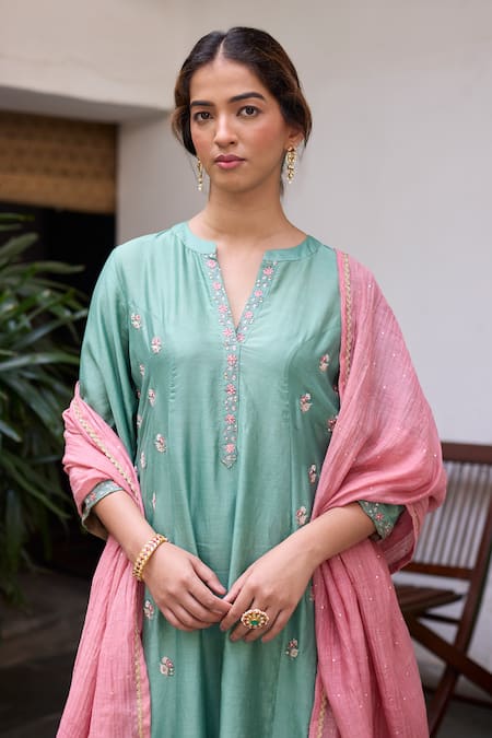 Vashisht Guru Dutt_Green Chanderi, Cotton Mirrors, Floral Buti Embroidered Kurta And Sharara Set _Online_at_Aza_Fashions