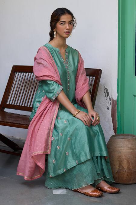 Shop_Vashisht Guru Dutt_Green Chanderi, Cotton Mirrors, Floral Buti Embroidered Kurta And Sharara Set _Online_at_Aza_Fashions