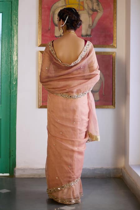 Vashisht Guru Dutt Bloom Border Embroidered Crinkled Saree Set 