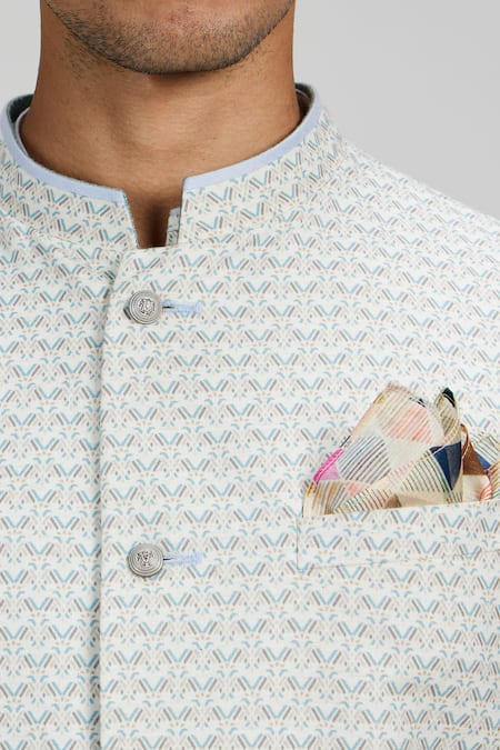 Shop Bubber Couture Blue Cotton, Polyester Geometric Print Bundi Shop_Bubber Couture_Blue Cotton, Polyester Geometric Print Bundi