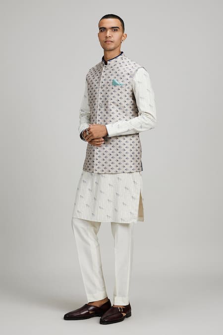 Bubber Couture Blue Cotton, Polyester Geometric Print Bundi Online at Aza Fashions Bubber Couture_Blue Cotton, Polyester Geometric Print Bundi _Online_at_Aza_Fashions