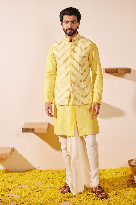 Shreyansh Designs Yajur Chevron Embroidered Bundi & Kurta Set 