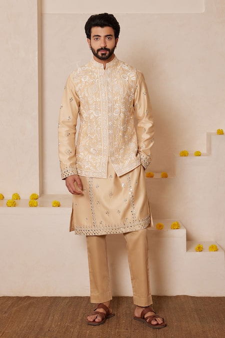 Shreyansh Designs Arunav Floral Embroidered Bundi & Kurta Set 