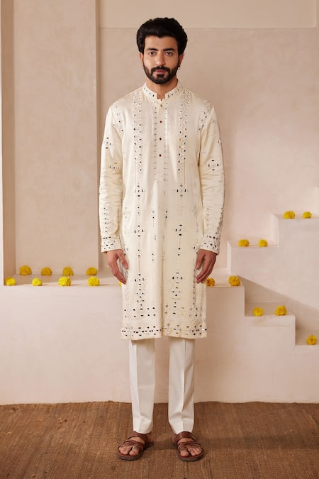 Buy_Shreyansh Designs_White Silk Cut Work Geometric Cutdana Embroidered Kurta Set _Online_at_Aza_Fashions