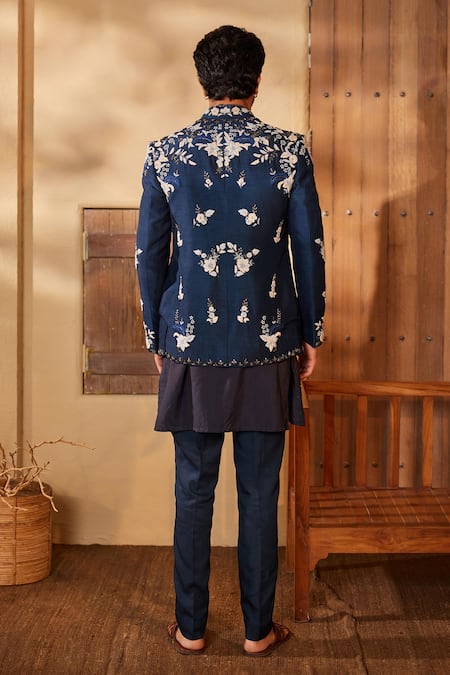 Shreyansh Designs Bloom Embroidered Jacket & Kurta Set 