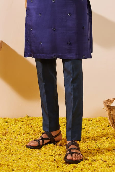 Buy_Shreyansh Designs_Blue Silk Embroidery Midnight Nalki Kurta Set _Online_at_Aza_Fashions