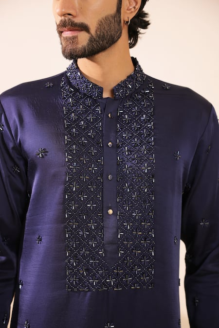 Shreyansh Designs_Blue Dupion Silk Embroidery Nalki Geometric Bundi Kurta Set _Online_at_Aza_Fashions