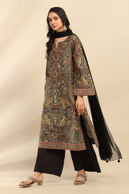 Ritu Kumar, Ri.Ritu Kumar, aarke Ritu Kumar Black Cotton, Polyester Round Neck Botanical Print Kurta Set Online at Aza Fashions Ritu Kumar, Ri.Ritu Kumar, aarke Ritu Kumar_Black Cotton, Polyester Round Neck Botanical Print Kurta Set_Online_at_Aza_Fashions