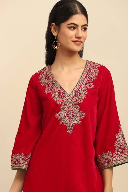 Shop_Ritu Kumar, Ri.Ritu Kumar, aarke Ritu Kumar_Pink Polyester, Cotton Embroidery V-neck Flora Vine Kurta Set_Online_at_Aza_Fashions