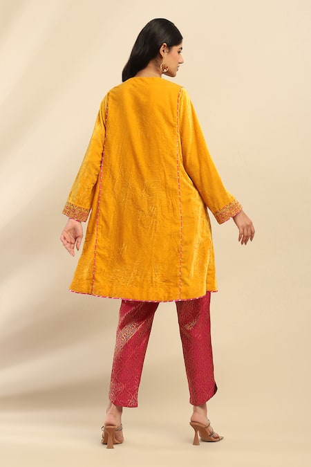 Shop Ritu Kumar, Ri.Ritu Kumar, aarke Ritu Kumar Yellow Polyester Embroidery, Gota Patti Round Neck Floret Kurta Pant Set at Aza Fashions Shop_Ritu Kumar, Ri.Ritu Kumar, aarke Ritu Kumar_Yellow Polyester Embroidery, Gota Patti Round Neck Floret Kurta Pant Set_at_Aza_Fashions