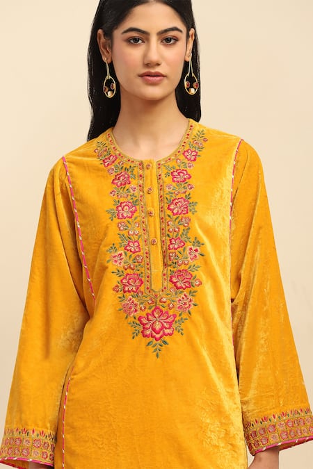 Shop Ritu Kumar, Ri.Ritu Kumar, aarke Ritu Kumar Yellow Polyester Embroidery, Gota Patti Round Neck Floret Kurta Pant Set Online at Aza Fashions Shop_Ritu Kumar, Ri.Ritu Kumar, aarke Ritu Kumar_Yellow Polyester Embroidery, Gota Patti Round Neck Floret Kurta Pant Set_Online_at_Aza_Fashions