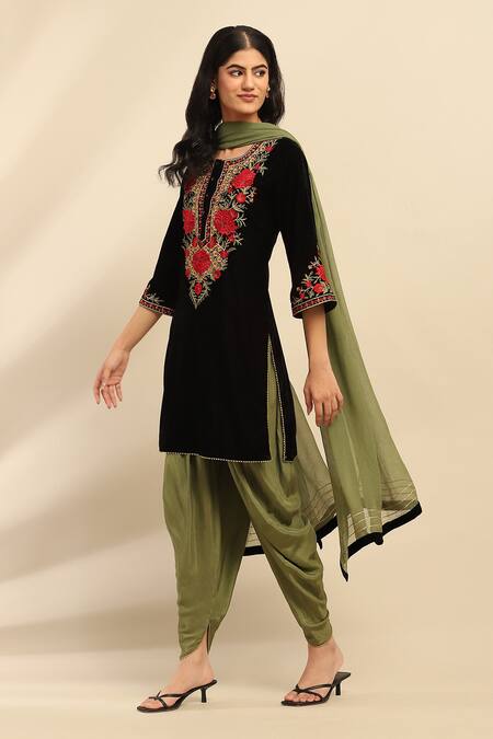 Ritu Kumar, Ri.Ritu Kumar, aarke Ritu Kumar_Black Polyester Embroidery, Gota Patti Round Neck Mughal Flora Kurta Set_Online_at_Aza_Fashions