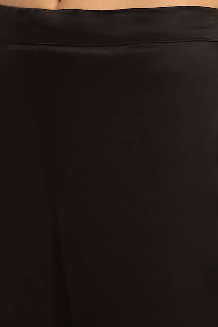 Shop Ritu Kumar, Ri.Ritu Kumar, aarke Ritu Kumar Black Polyester, Chanderi, Viscose Embroidery V-neck Ornate Fiore Anarkali Set Shop_Ritu Kumar, Ri.Ritu Kumar, aarke Ritu Kumar_Black Polyester, Chanderi, Viscose Embroidery V-neck Ornate Fiore Anarkali Set