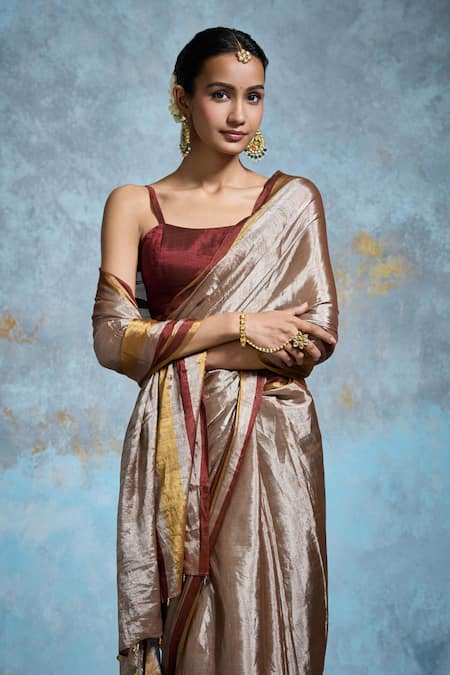 Buy_Dressfolk_Silver Handloom Cotton Metallic Thread, Handwoven Saree With Running Blouse_Online_at_Aza_Fashions