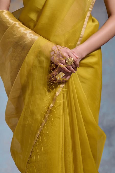 Buy Dressfolk Yellow Chanderi Handwoven Plain Saree With Running Blouse Online at Aza Fashions Buy_Dressfolk_Yellow Chanderi Handwoven Plain Saree With Running Blouse _Online_at_Aza_Fashions