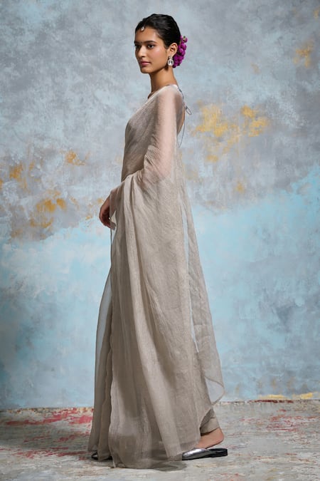 Dressfolk Silver Handloom Cotton Crinkled Tissue Saree Set With Running Blouse Online at Aza Fashions Dressfolk_Silver Handloom Cotton Crinkled Tissue Saree Set With Running Blouse _Online_at_Aza_Fashions