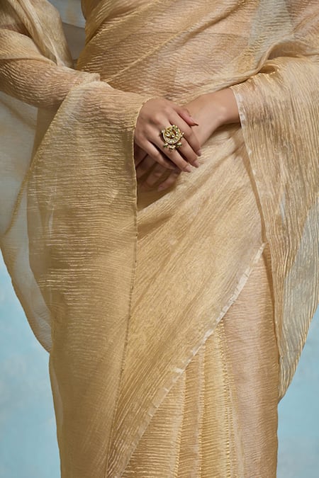 Dressfolk_Gold Handloom Cotton Crinkled Tissue Saree With Running Blouse _at_Aza_Fashions