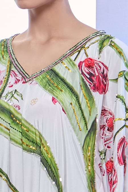 Shop_Pria Kataria Puri_White Crepe Print Tulip Blossom V Neck Kaftan And Pant Set 