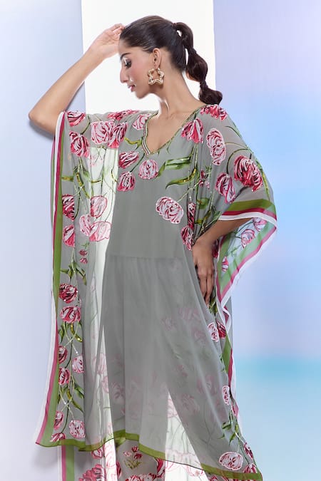 Buy_Pria Kataria Puri_Gray Georgette Print Tulip Blossom V Neck Grey Kaftan Set 