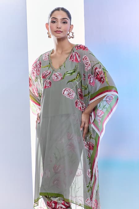Shop_Pria Kataria Puri_Gray Georgette Print Tulip Blossom V Neck Grey Kaftan Set 