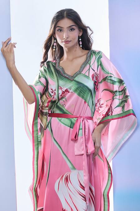 Shop_Pria Kataria Puri_Red Satin Sequins V-neck Embellished Tulip Print Kaftan 