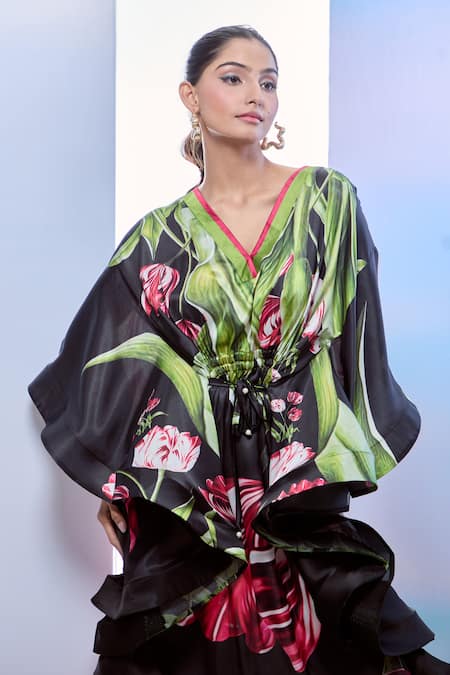 Pria Kataria Puri Tulip Print Asymmetric Kaftan 