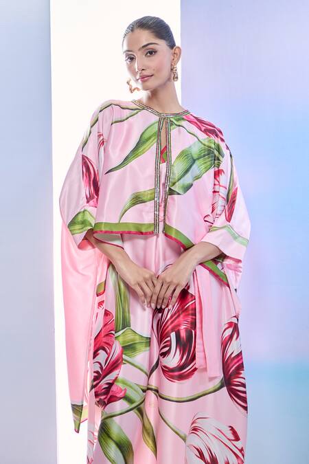 Pria Kataria Puri_Pink Satin Sequins Round Neck Tulip Print Jacket Kaftan Set _Online_at_Aza_Fashions