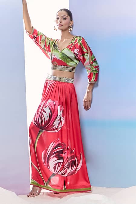 Buy_Pria Kataria Puri_Red Satin Printed Tulip V-neck Crop Top And Skirt Set 