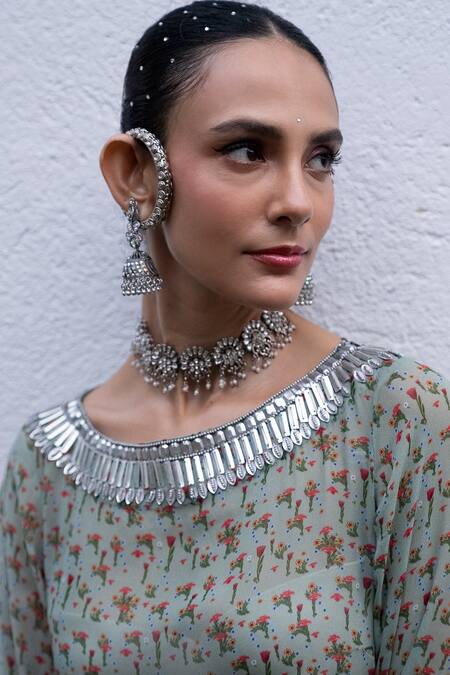 Saksham & Neharicka Green Georgette Beads Boat Neck Floral Embroidered Kurta Set Online at Aza Fashions Saksham & Neharicka_Green Georgette Beads Boat Neck Floral Embroidered Kurta Set _Online_at_Aza_Fashions