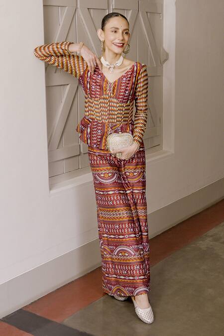 Saksham & Neharicka_Maroon Cotton, Silk V-neck Geometric Print Pant Set _at_Aza_Fashions