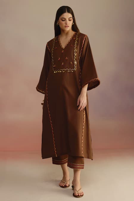 Roza_Brown Linen Embellished Tassel V Neck Kurta Set With Pant _at_Aza_Fashions