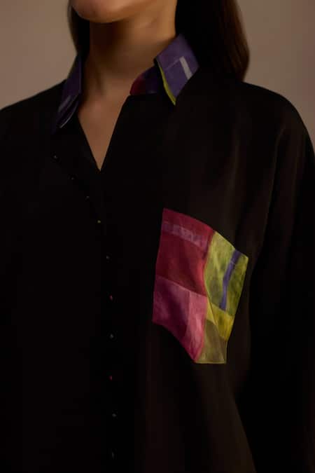 Buy_Roza_Black Habutai Silk Printed Geometric Collared Shirt 