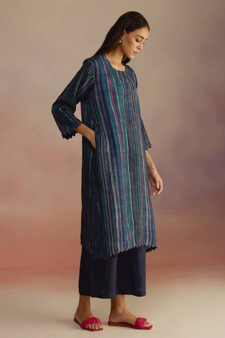 Buy_Roza_Blue Habutai Silk Printed Stripe Round Hand Sketched Kurta Set_Online_at_Aza_Fashions