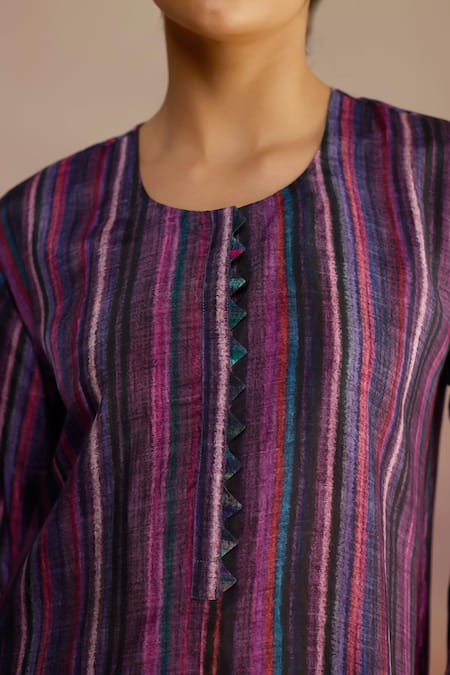 Buy_Roza_Purple Silk Round Neck Hand Sketched Stripe Kurta Set