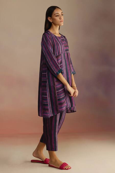 Roza_Purple Habutai Silk Printed Stripe Round Hand Sketched Kurta _Online_at_Aza_Fashions