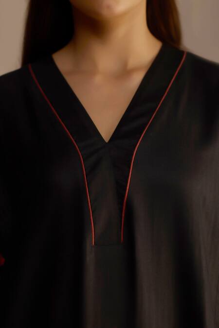 Shop_Roza_Black Silk, Wool Embroidery V-neck Floral A-line Kurta Set _Online_at_Aza_Fashions