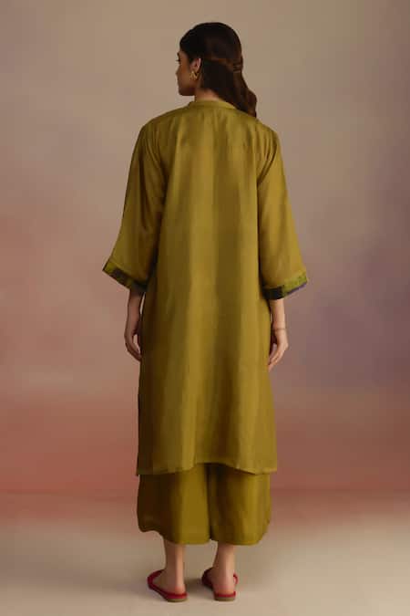 Shop_Roza_Green Silk Embroidery Bandeau Neck Floral Hand Painted Kurta Set _at_Aza_Fashions