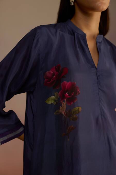 Roza_Blue Silk Bandeau Neck Navy Floral Hand Painted Kurta Set _at_Aza_Fashions