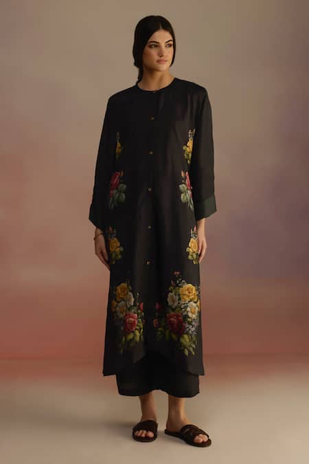 Roza_Black Silk Embroidery Round Neck Floral Print Kurta Set With Pant _Online_at_Aza_Fashions
