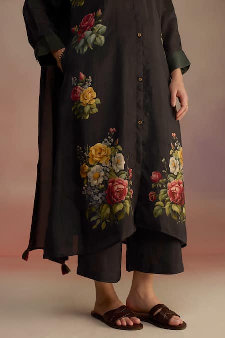 Buy_Roza_Black Silk Embroidery Round Neck Floral Print Kurta Set With Pant 