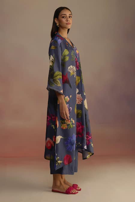 Roza_Blue Silk Fringe V-neck Floral Embroidered Kurta Set _Online_at_Aza_Fashions