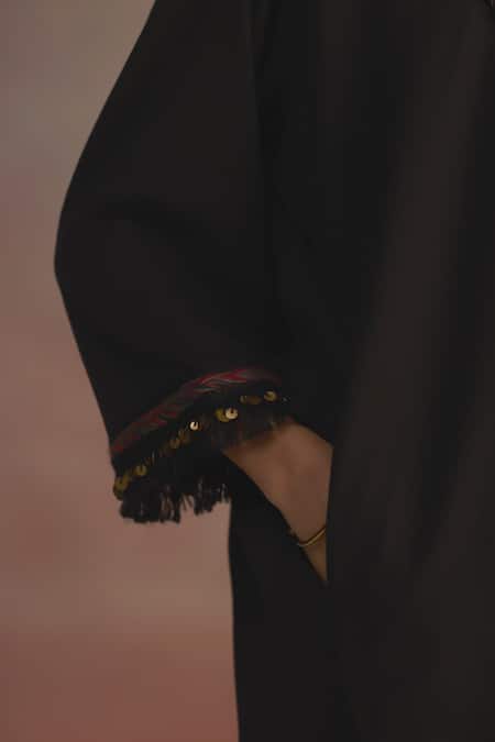 Buy_Roza_Black Linen Sequins, Tassels V-neck Asymmetric Hem Kurta Set _Online_at_Aza_Fashions